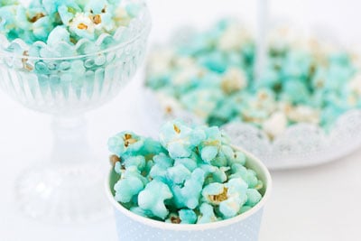 Färga popcorn med karamellfärg