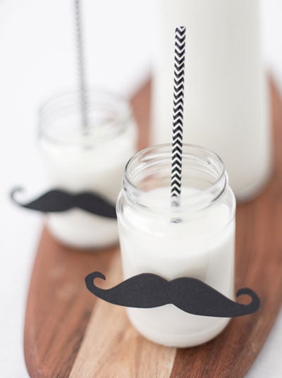 Mjölkdrink med mustasch