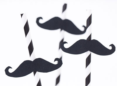 Mustasch till sugrör