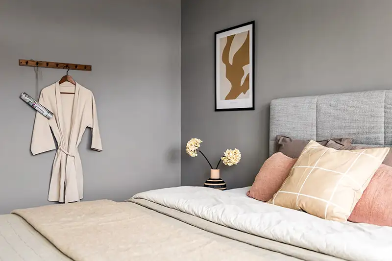 homestylat vardagsrum med soffa