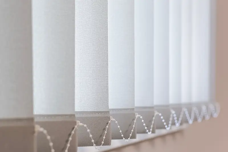 gröna lamellgardiner