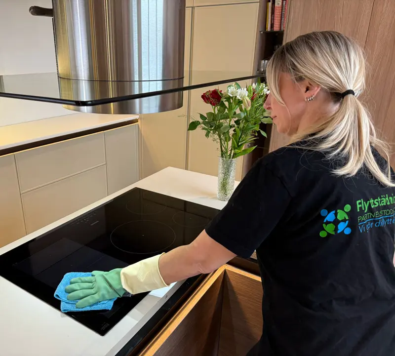 Flyttstädning Varberg header